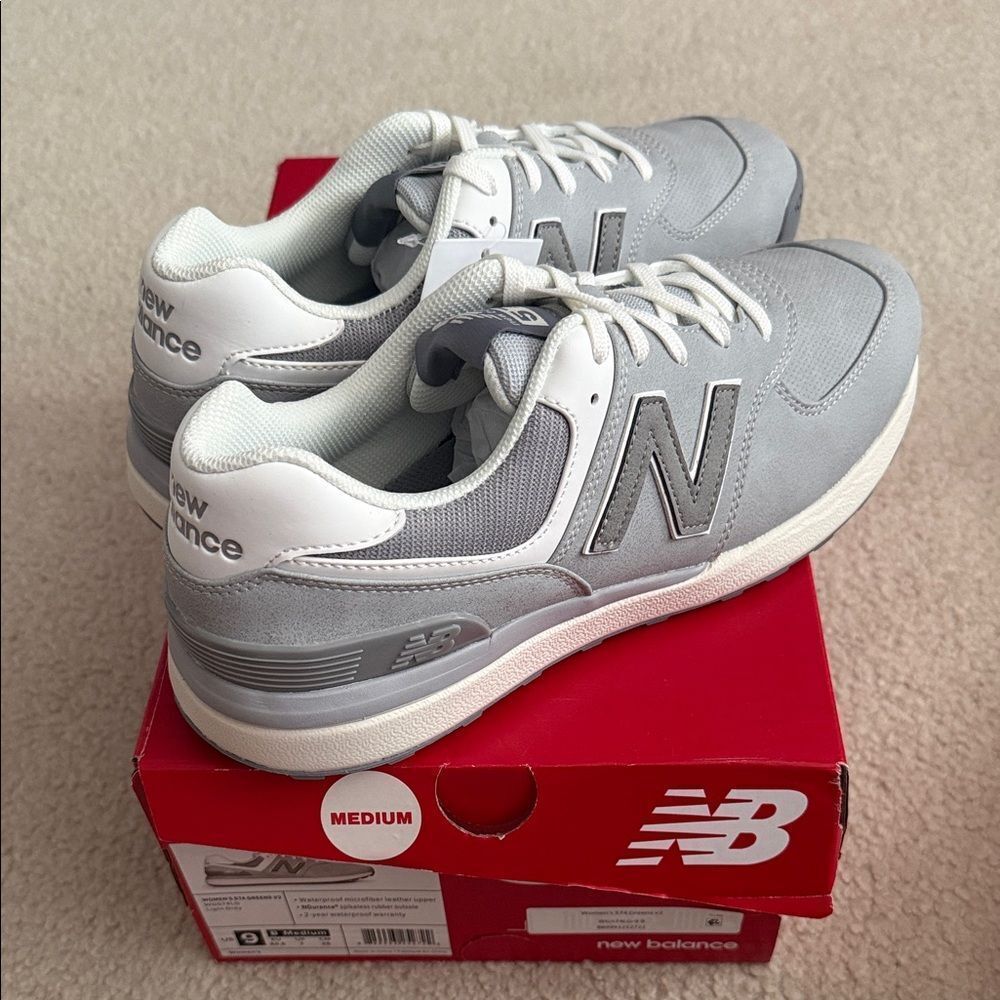 New Balance Women's 574 Greens v2 Golf Shoe size 9 B medium